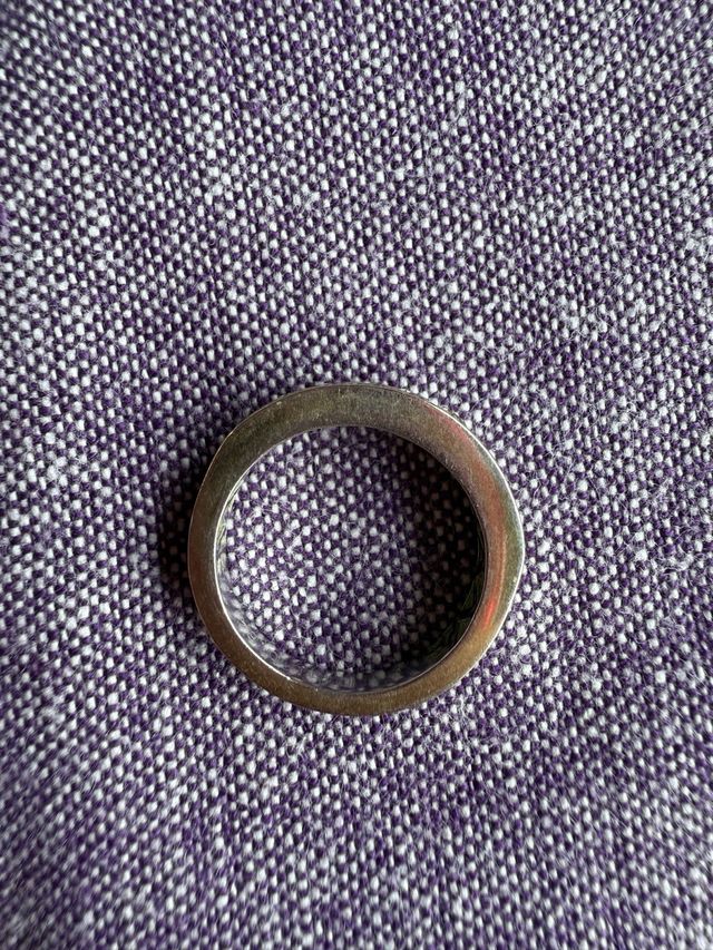 Anillo Suárez oro blanco y diamantes