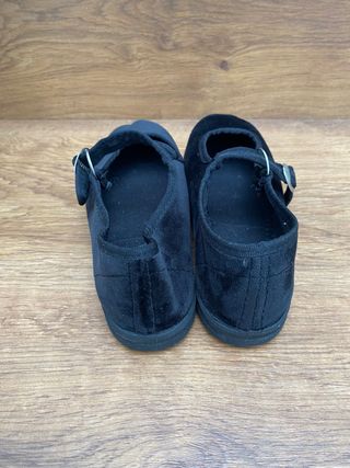 Alpargatas labradora talla 31 Soca
