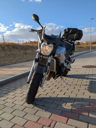 Suzuki GSR600 2006