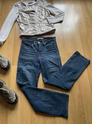 Jeans Levi’s 314 Shaping Straight W27 L30