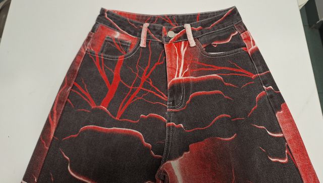 Jeans talle alto con estampado de relámpago Shein