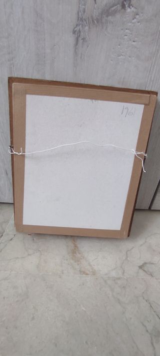 Cuadro antiguo en relieve.