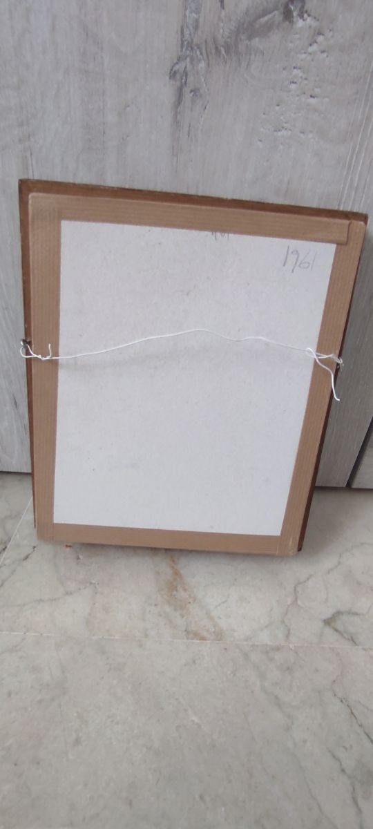 Cuadro antiguo en relieve.