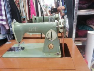 Oferton Máquina de coser Alfa