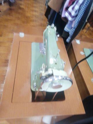 Oferton Máquina de coser Alfa