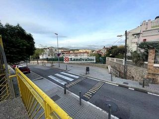 Terreno en venta en La Font d'en Fargues en Barcelona