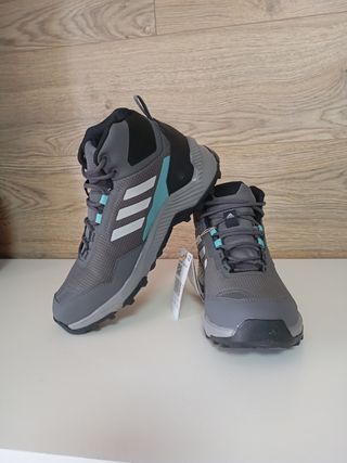 Bota de montaña Adidas eastrail 2 mid r.rdy 