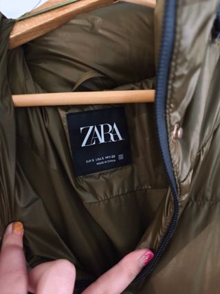 Abrigo zara verde oliva 