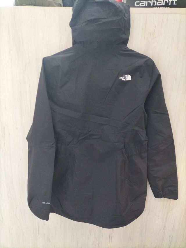 Chaqueta The North Face para mujer.