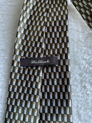 Cravatta fantasia verde