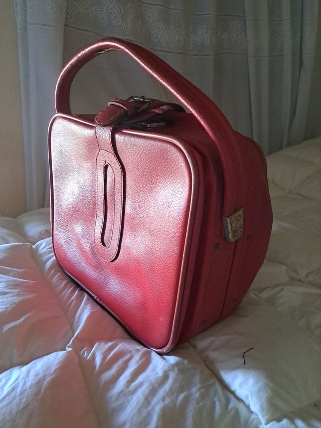 Maleta de mano vintage cuero rojo