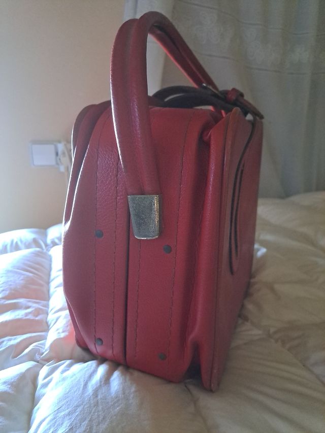 Maleta de mano vintage cuero rojo