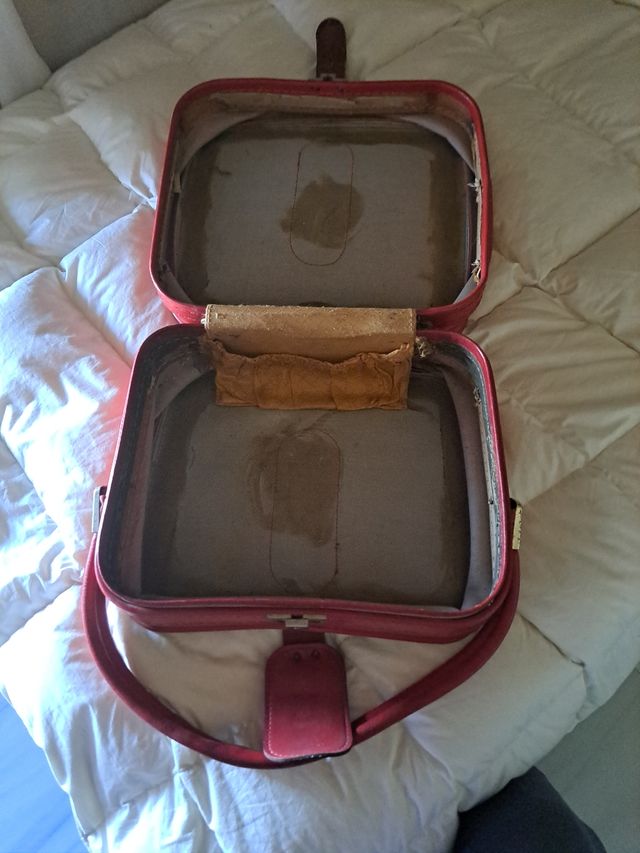 Maleta de mano vintage cuero rojo