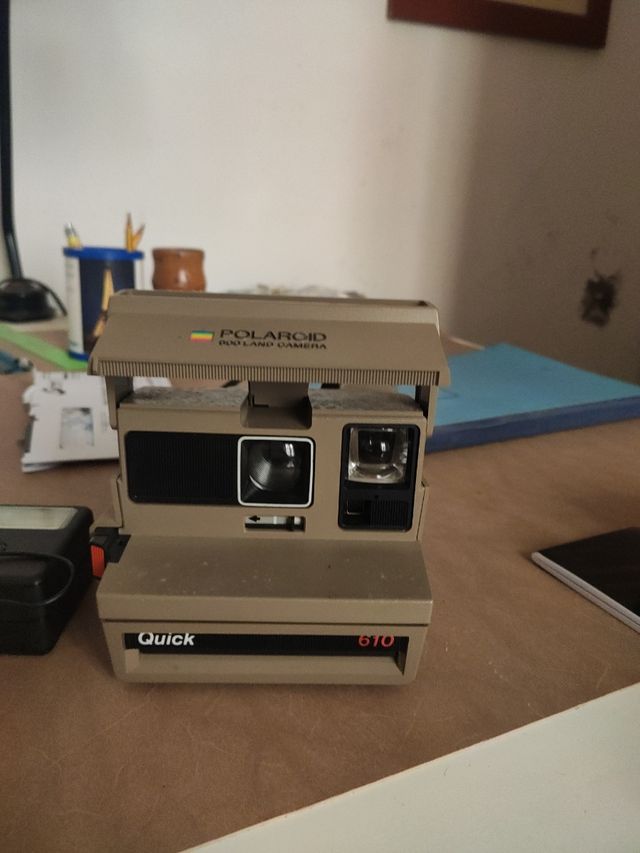 Polaroid 600 Land camera
