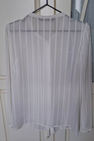 Blusa blanca de gasa