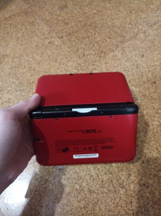 Nintendo 3ds XL con complementos