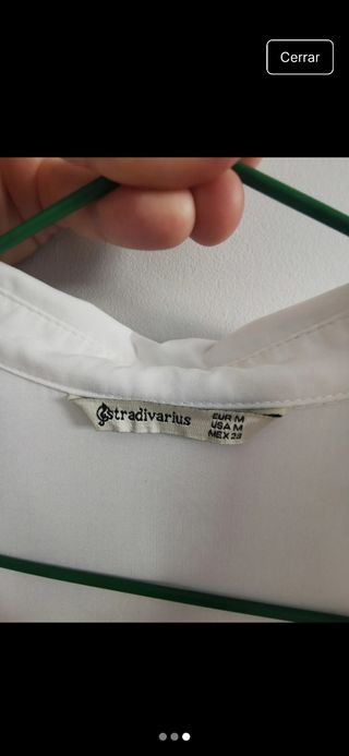 Blusa blanca Stradivarius