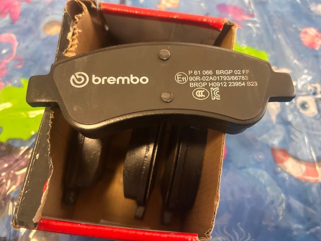 Juego de 4 pastillas de freno