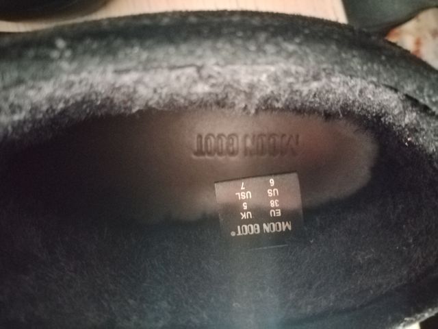 Botas descanso MoonBoot