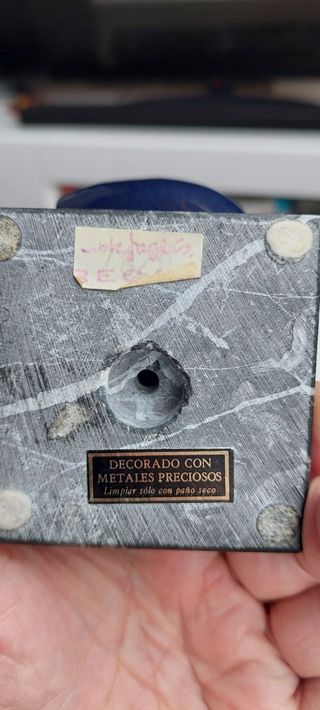 2 Figuras de Galos de Oro y Platino