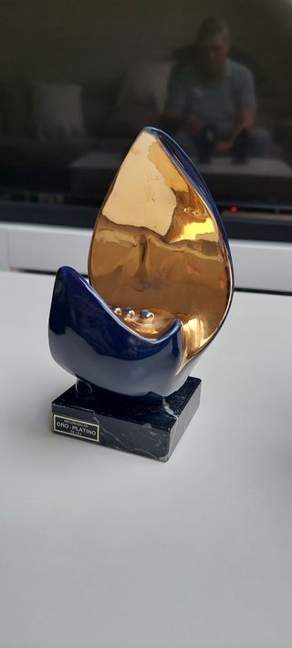 2 Figuras de Galos de Oro y Platino