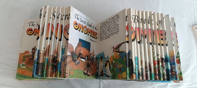 The secret book of the gnomes 24 libros
