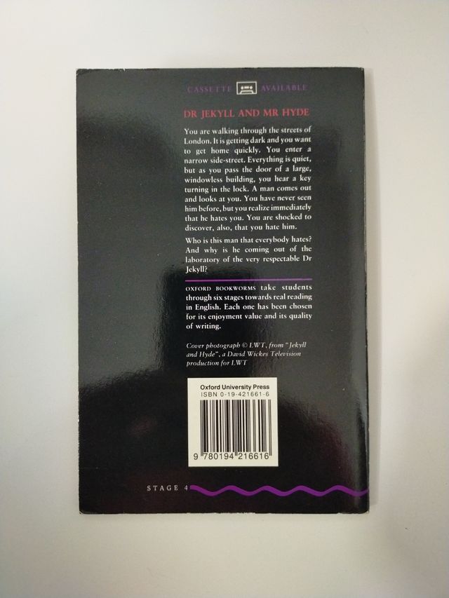 Oxford Bookworms 4: Dr Jekyll & Mr Hyde