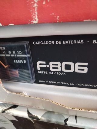 Cargador de baterías Ferve 806 12V-6A