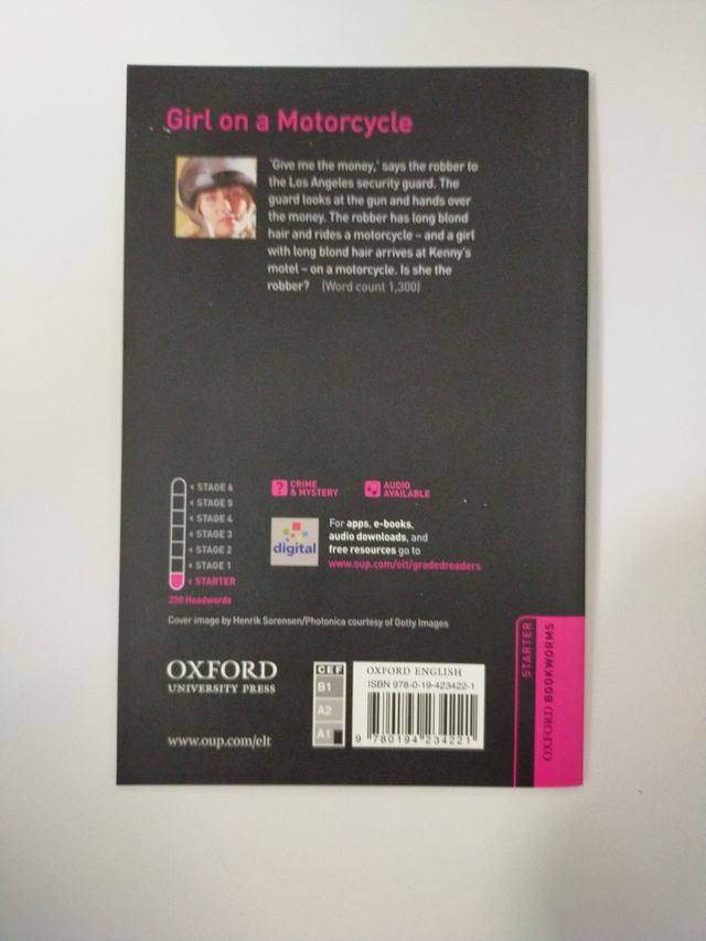 Oxford Bookworms Library: Girl on a Motorcycle: Starter: 250-Word Vocabulary (Oxford Bookworms Library: Crime & Mystery)