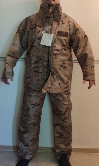 Traje interperie árido pixelado tallaXXL