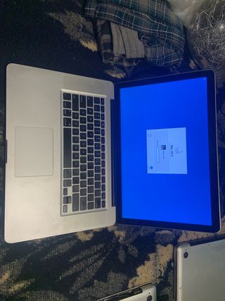 4 MACBOOK PRO