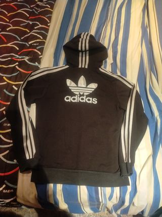 Chaqueta Adidas, talla L, negra y plateada 