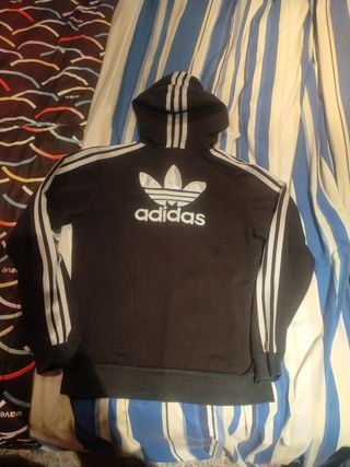 Chaqueta Adidas, talla L, negra y plateada 