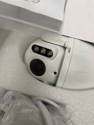 Kit Cámaras de Seguridad Exterior WiFi PTZ