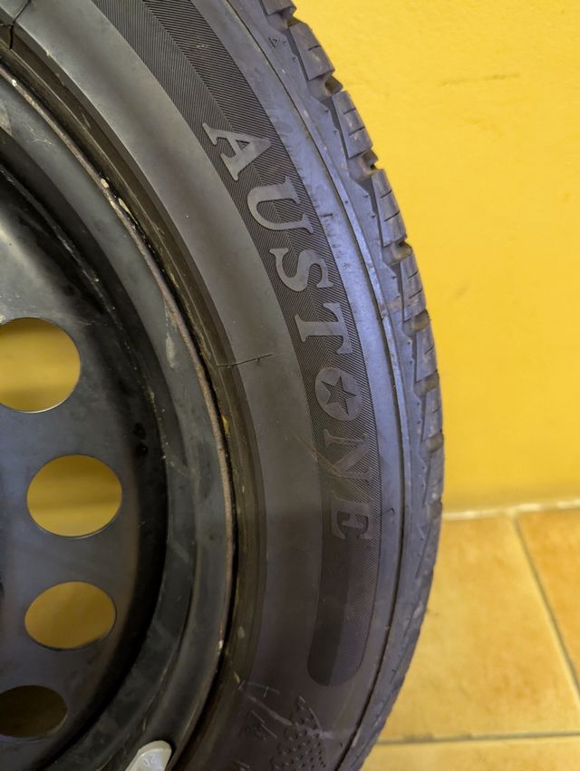 Neumaticos de invierno con llanta