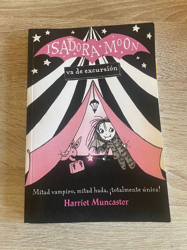 Libro Isadora Moon va de excursión
