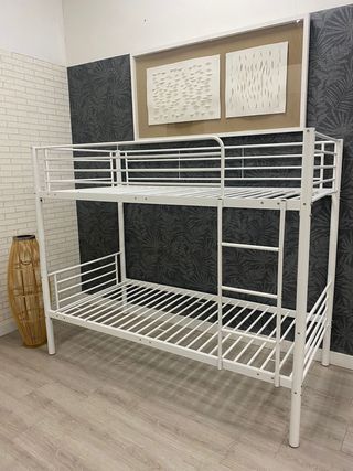 NUEVA LITERA SINGULAR EN BLANCA O NEGRA