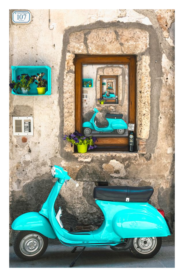 Poster fotografico creativo Vespa blu