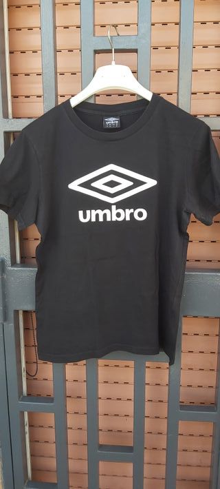 T-Shirt - Umbro [Tg. M (Vestibilità S)  -  Nero]