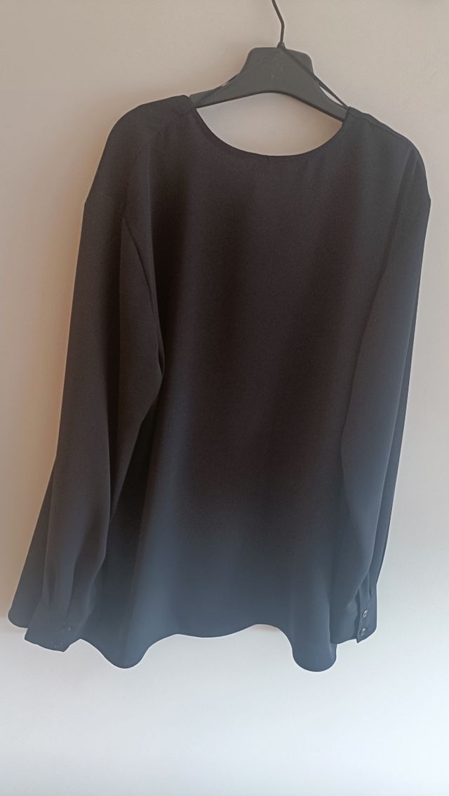 2 camisa azul marino sin estrenar El corte