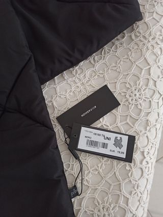 Sciarpa piumino Primadonna nera