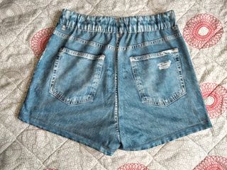 Pantaloncini con stampa denim
