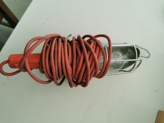 Portalampada con lampadina. Usato