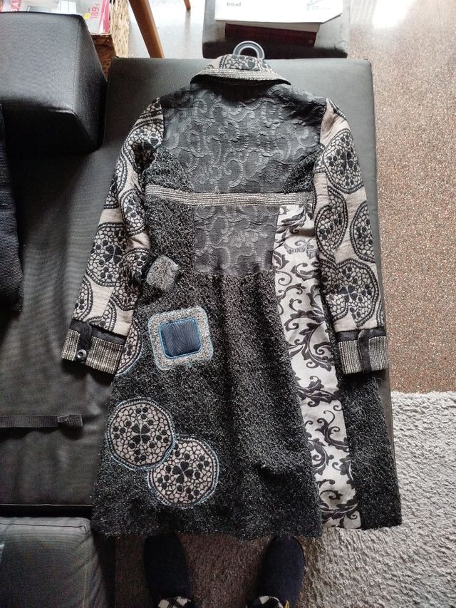 Abrigo Desigual talla S. Mujer