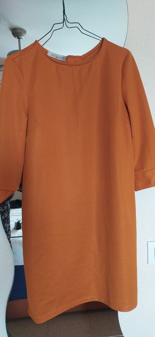 Vestido corto manga 3/4