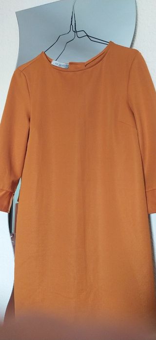 Vestido corto manga 3/4