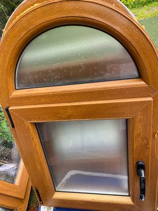 ventana pvc para baño oscilobatientes