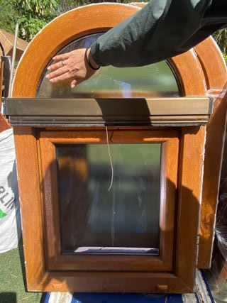 ventana pvc para baño oscilobatientes