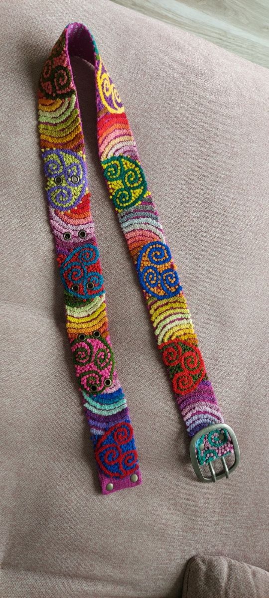 Cinturón artesanal de lana