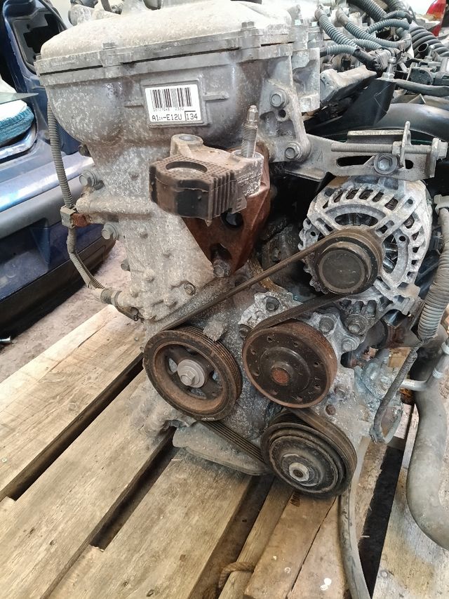 Motor Toyota auris 1zr